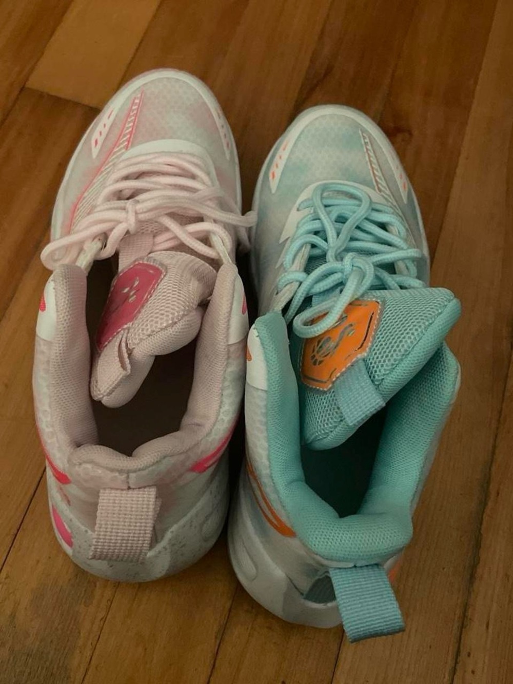 Kids Lightweight Dual-Color Athletic Sneakers - Pink & Aqua